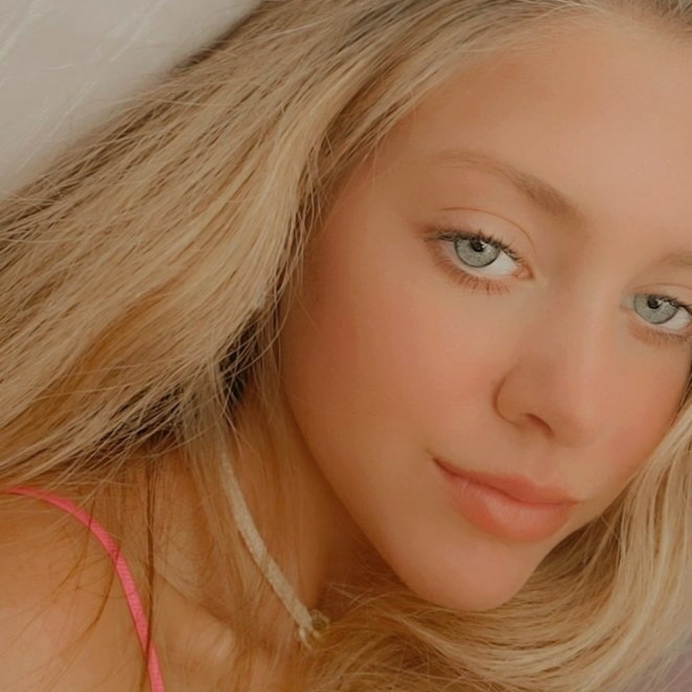 Meet your Posher, Allie